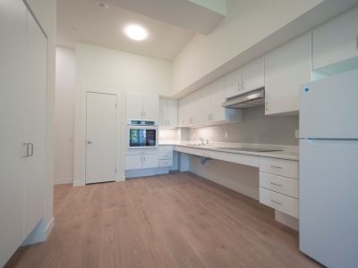 photo of kitchen in accessible unit at 82 Wilson